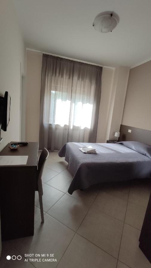 B&B Grandangolo Preturo Exterior foto